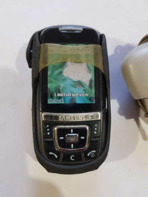 Samsung SGH-D600E Cellphone