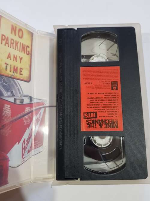 Mike and The Mechanics, Hits VHS