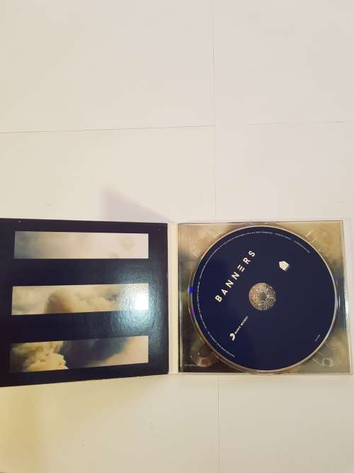 Banners, Banners CD, Canada