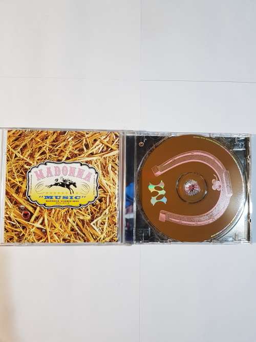 Madonna, Music CD