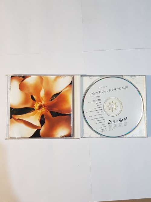 Madonna, Something To Remember CD