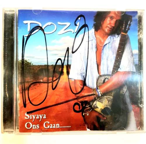Dozi, Siyaya Ons Gaan CD, Signed