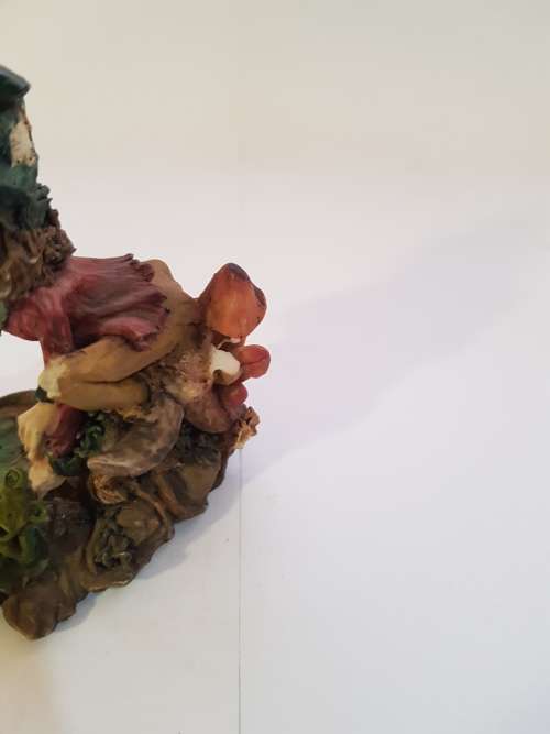Witch with Frog Figurine, Crown
