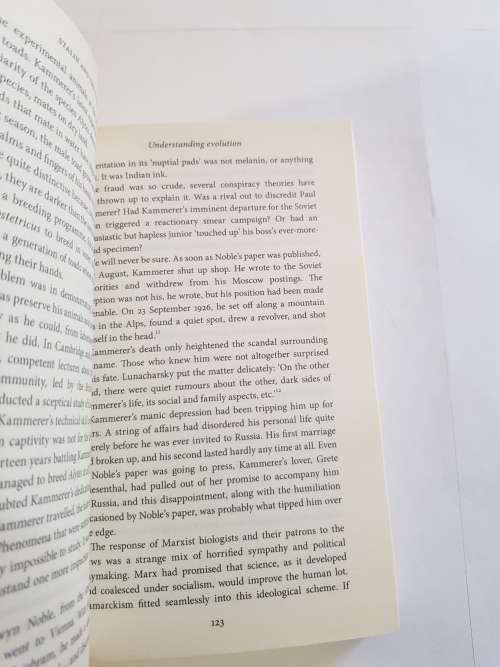 Stalin And The Scientists by Simon Ings