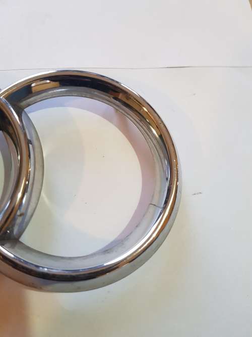 Audi Badge, Grill