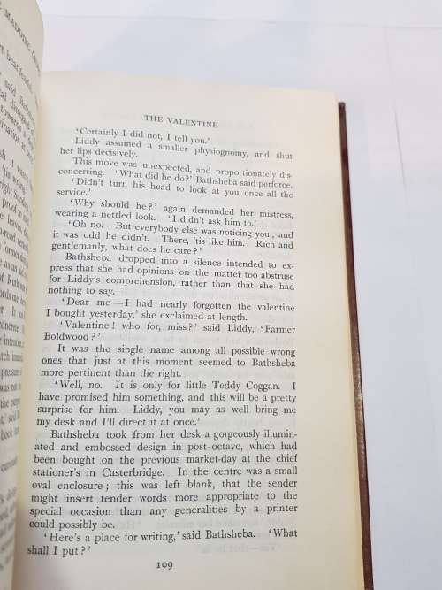 Far From The Madding Crowd by Thomas Hardy, 1991 Hardcover, The Great Writers
