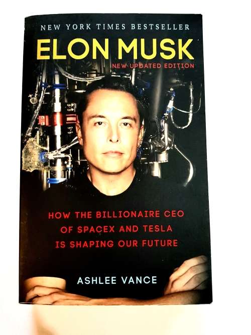 Elon Musk by Ashlee Vance, New Updated Edition