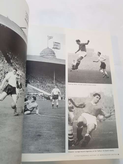 Manchester United, The Unseen Archives by Lance Bellers, Steve Absalom, Simon Spinks