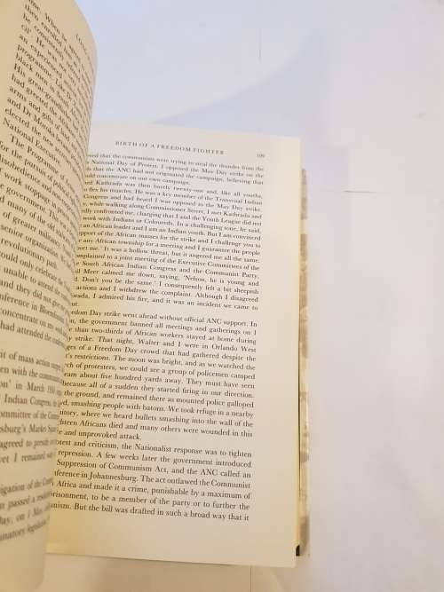 Long Walk to Freedom, The Autobiography of Nelson Mandela