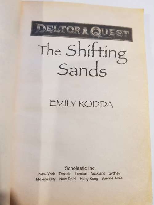 The Shifting Sands, Deltora Quest by Emily Rodda