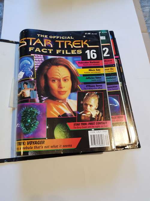 Star Trek, The Official Star Trek Fact Files with 24 Issues