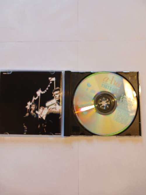 A-HA, Headlines and Deadlines, The Hits of A-HA CD
