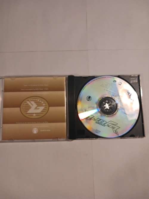 Bjork, Debut CD