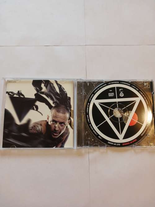 Dead by Sunrise, Out of Ashes CD