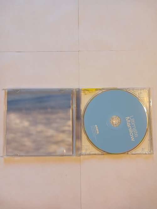 Barry Manilow, Ultimate Manilow CD