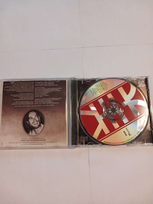 Seether, Finding Beauty in Negative Spaces CD