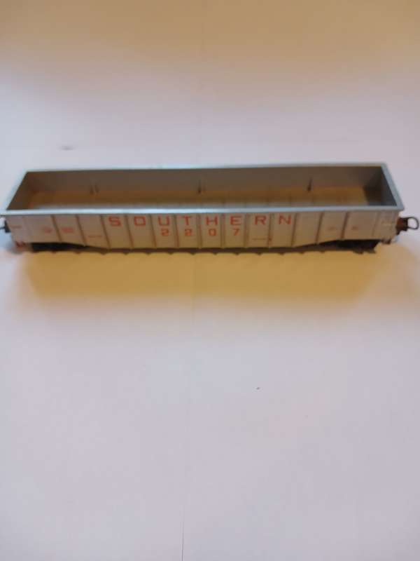 Lima Model Trains, Southern 2207 Train Car