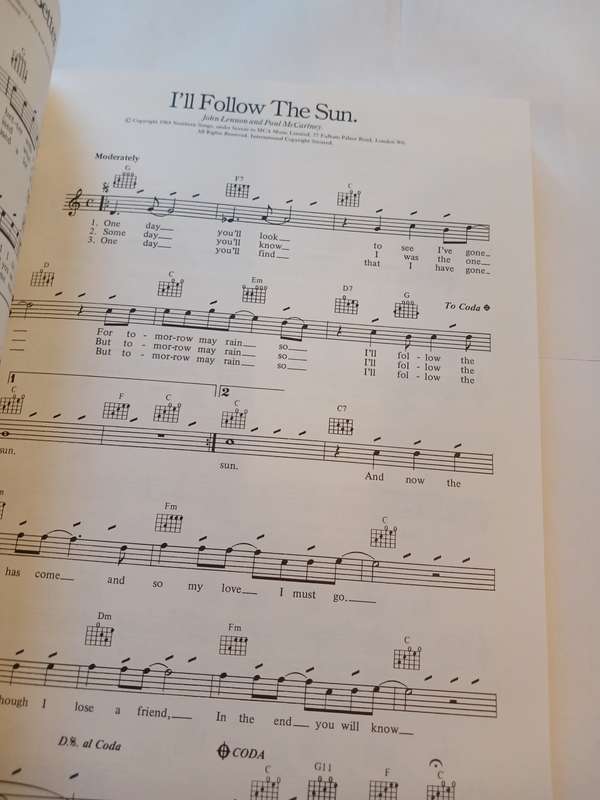 The Beatles, The Beatles Complete Guiter/Vocal Edition, Ray Connolly