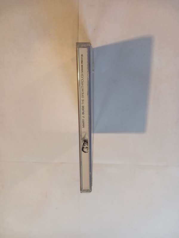 Mary J Blige, The Breakthrough CD
