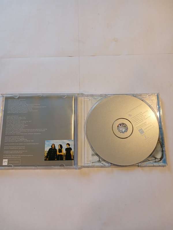 Parachute Band, Amazing CD