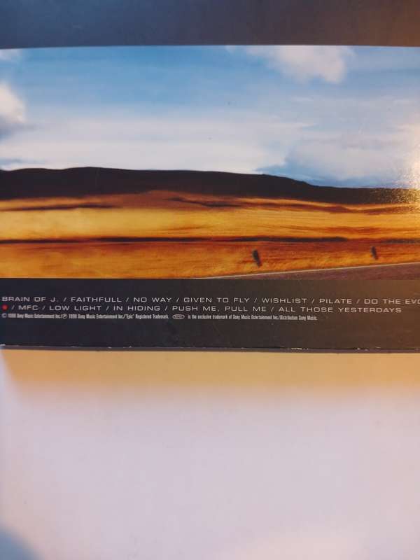 Pearl Jam, Yield CD