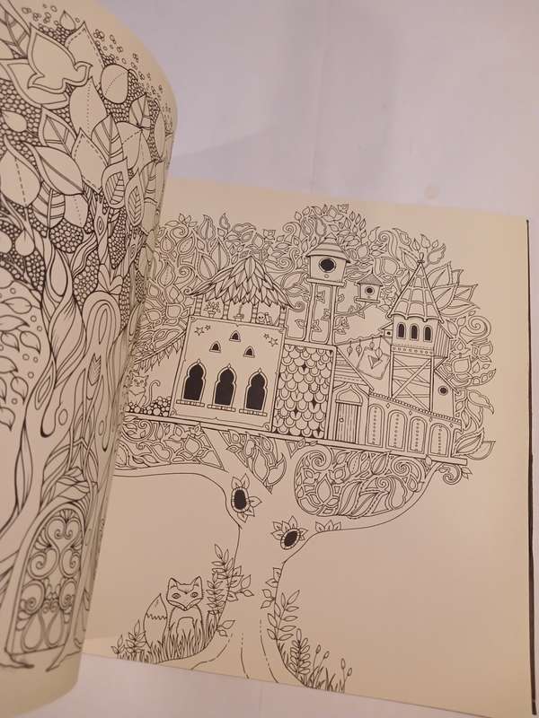 Enchanted Forest by Johanna Basford, An Inky Quest & Colouring Book