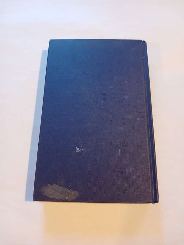 A Hat Full of Sky by Terry Pratchett