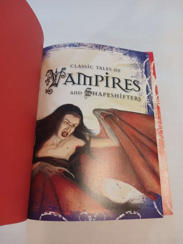 Classic Tales of Vampires and Shapeshifters by Miles Kelly