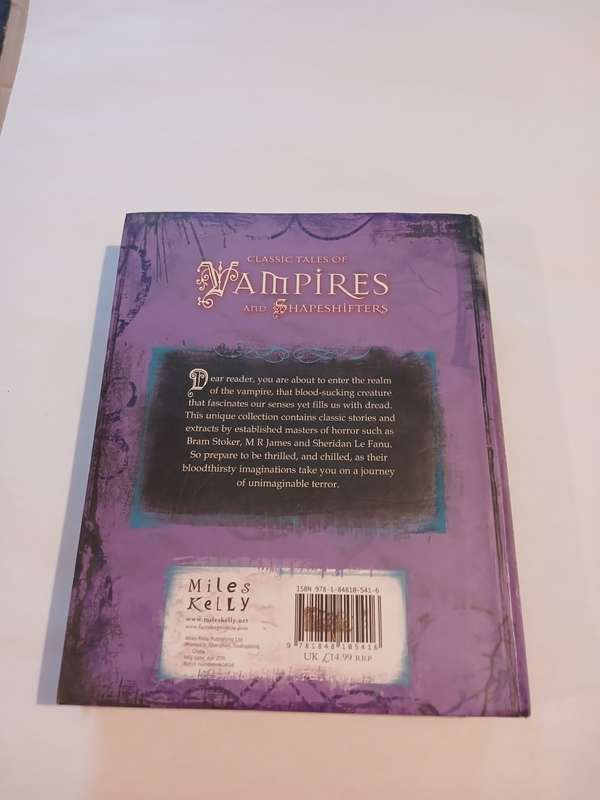 Classic Tales of Vampires and Shapeshifters by Miles Kelly