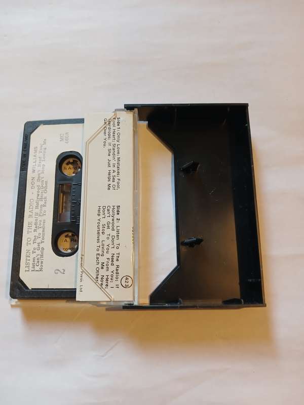 Don Williams, Listen to the Radio Cassette