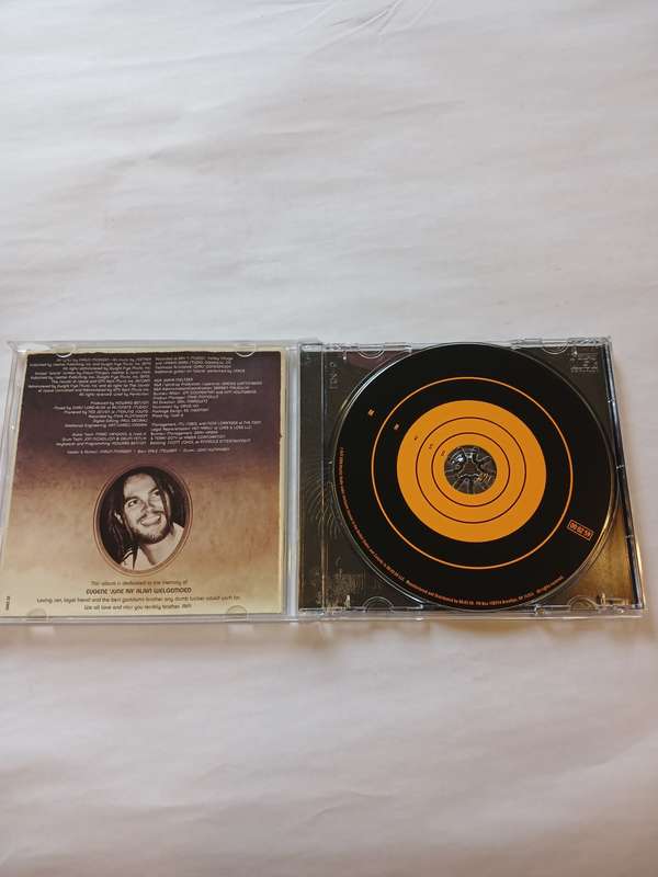 Seether, Finding Beauty in Negative Spaces CD