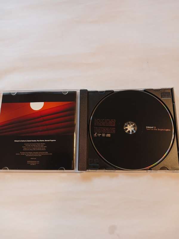 Interpol, Turn on the Bright Lights CD, Europe