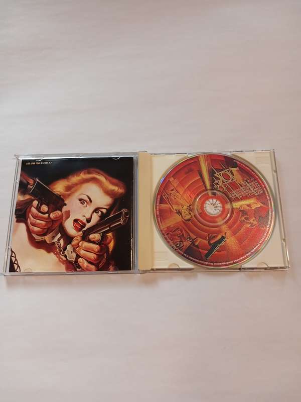 Meat Loaf, Welcome to the Neighbourhood CD, Europe