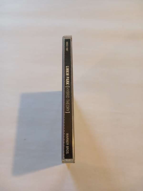 Linkin Park, Hybrid Theory CD