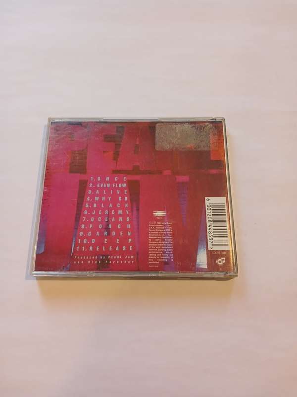 Pearl Jam, Ten CD