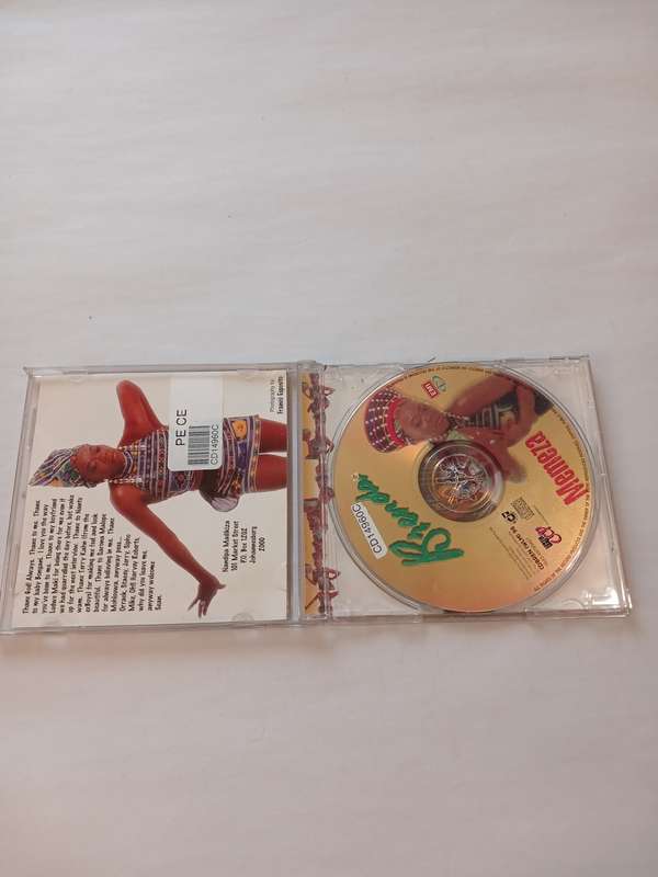 Brenda, Memeza CD