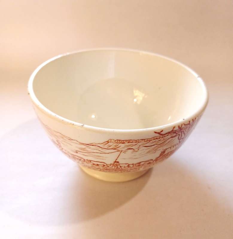 Voortrekker Commemorative Bowl, Uniewinkels Pretoria, Diens