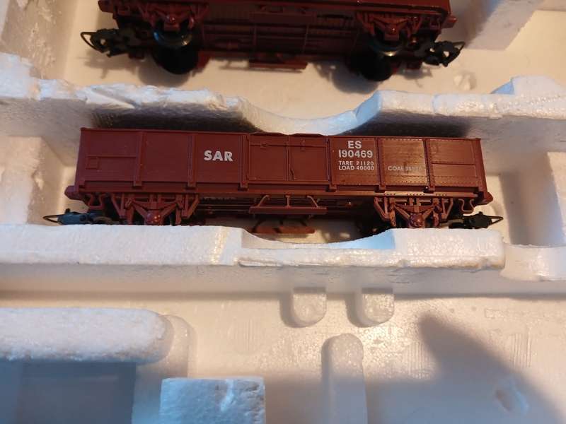 Lima, Italy, Couches and Locomotives