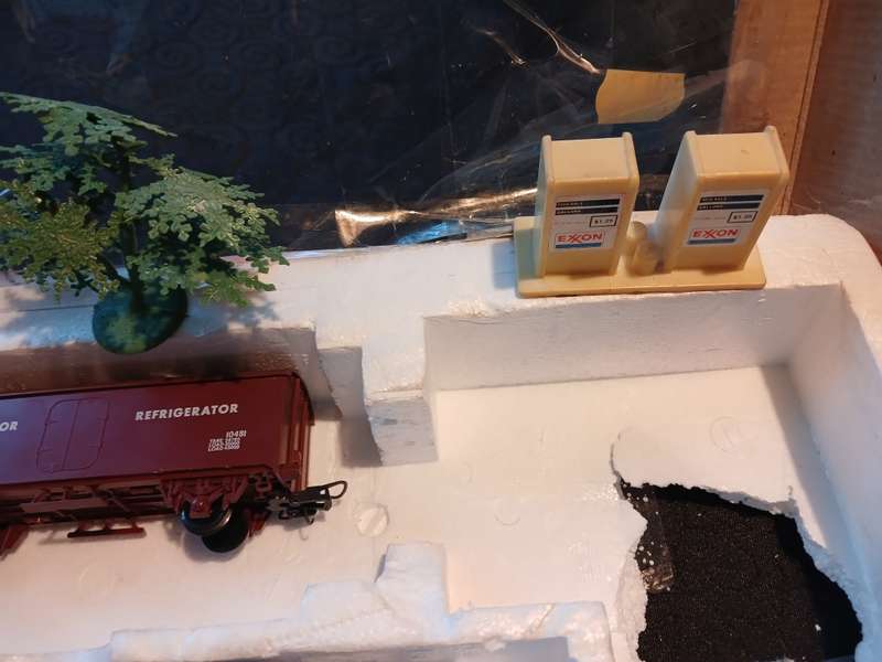 Lima, Italy, Couches and Locomotives