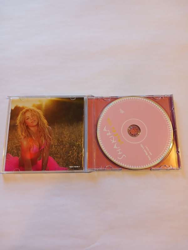 Shakira, Sale El Sol CD, Europe