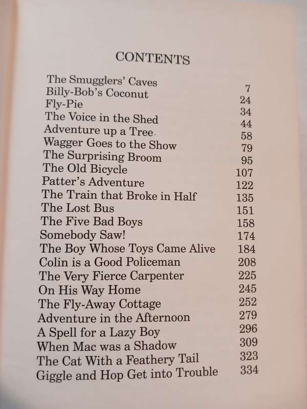 The Smugglers' Cave and Other Stories by Enid Blyton