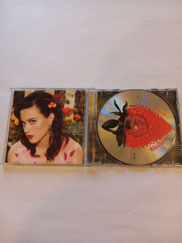 Katy Perry, One of the Boys CD