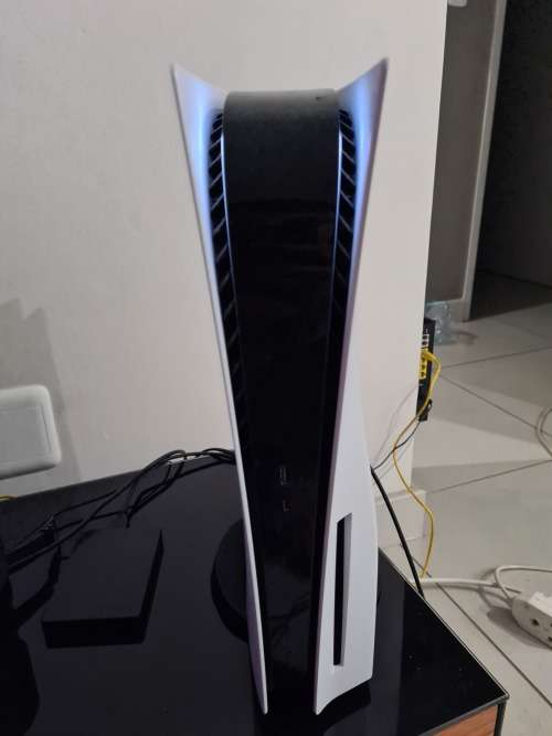 Playstation 5 + 3 Dualsense + Pulse 3D