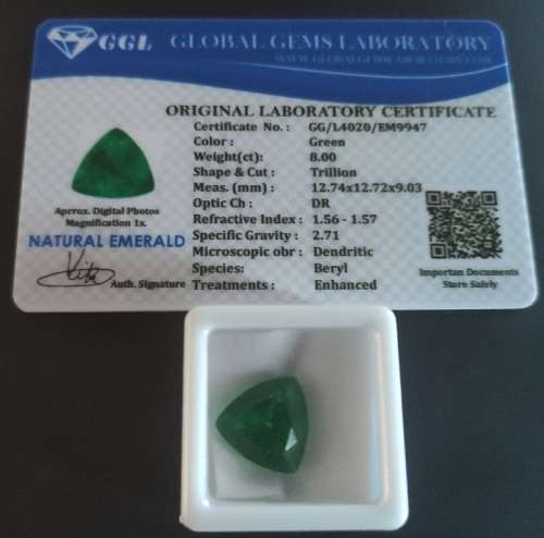 ***Stunning*** ***RARE*** Certified 8.00 Ct Natural Colombian Green Emerald