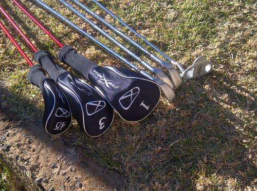 Maxed GMX J300 junior golf set