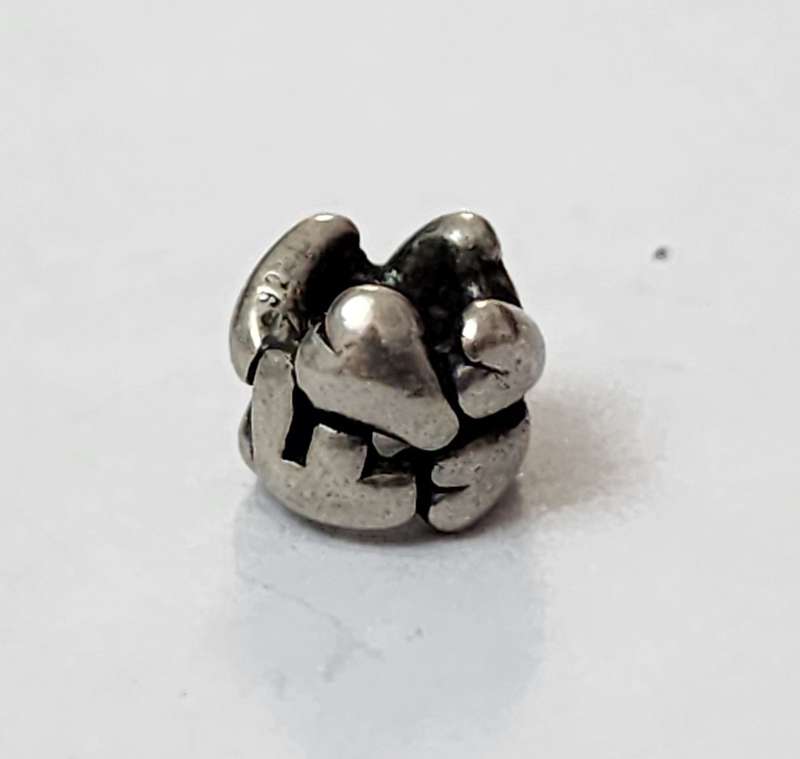 LETTER BEAD F - RETIRED BEAD