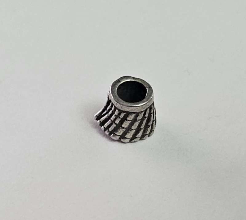 CELTIC KILT TROLLBEAD - UNITED KINGDOM WORLD BEAD - RETIRED