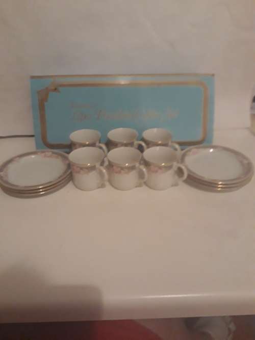 Yasamen Japanese Porcelain Coffee set of 6