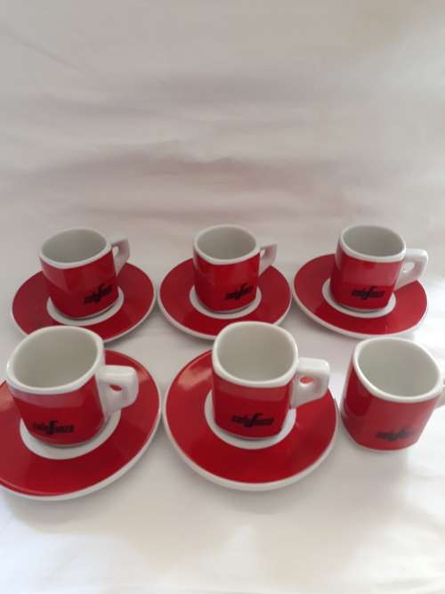 Segafredo Espresso set of 5 Cafe Senza Red & White