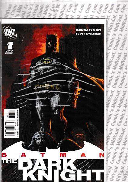BATMAN THE DARK KNIGHT # 1 MINT